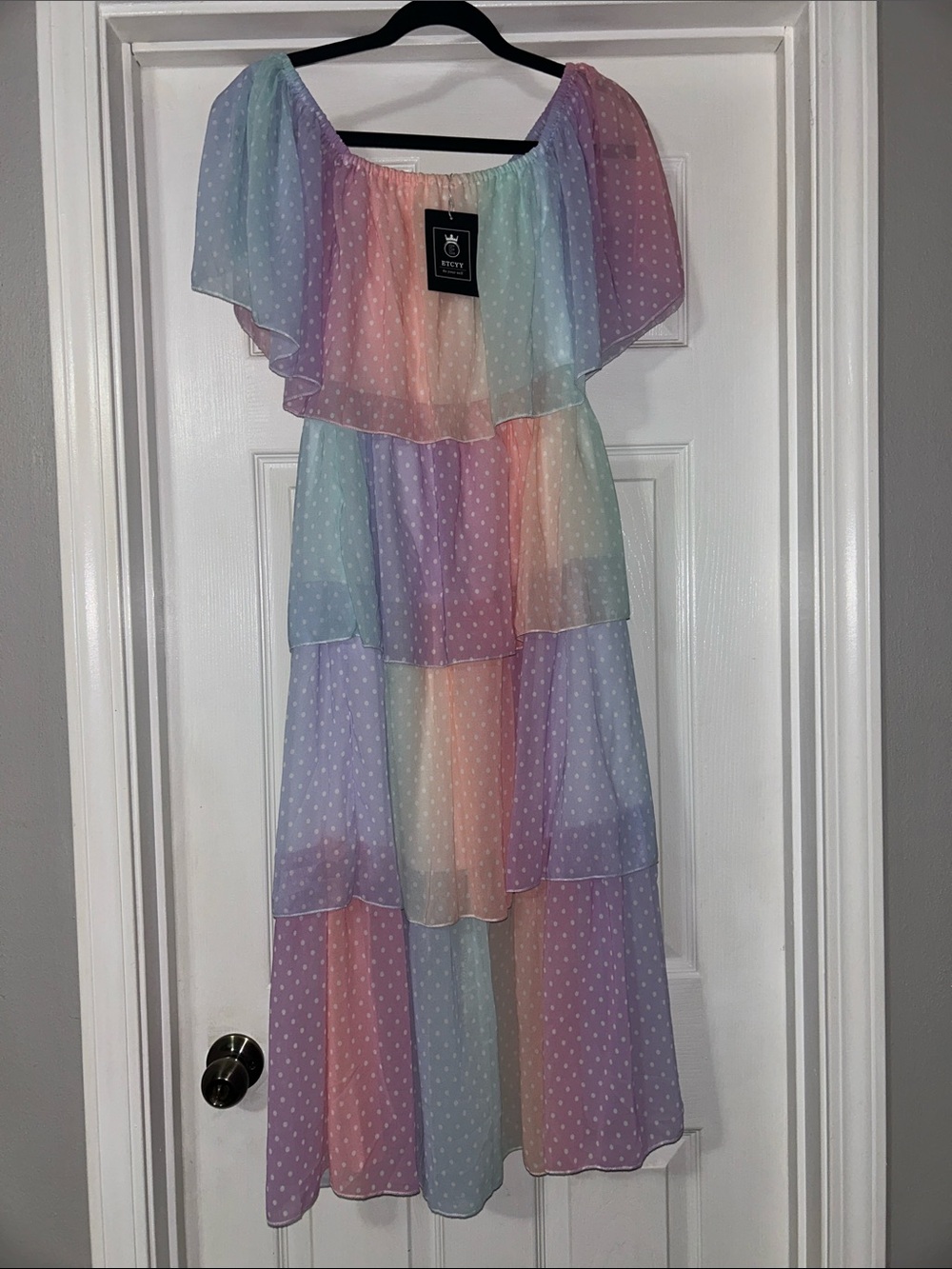 Women’s NWT Pastel Rainbow Off-Shoulder Tiered Maxi Dress Size Small